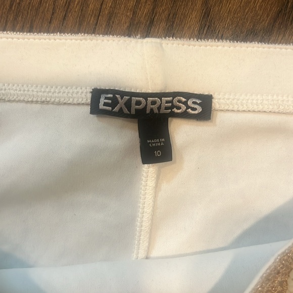 Like New Express Cream & Gold Sequined Skirt - Picture 3 of 3